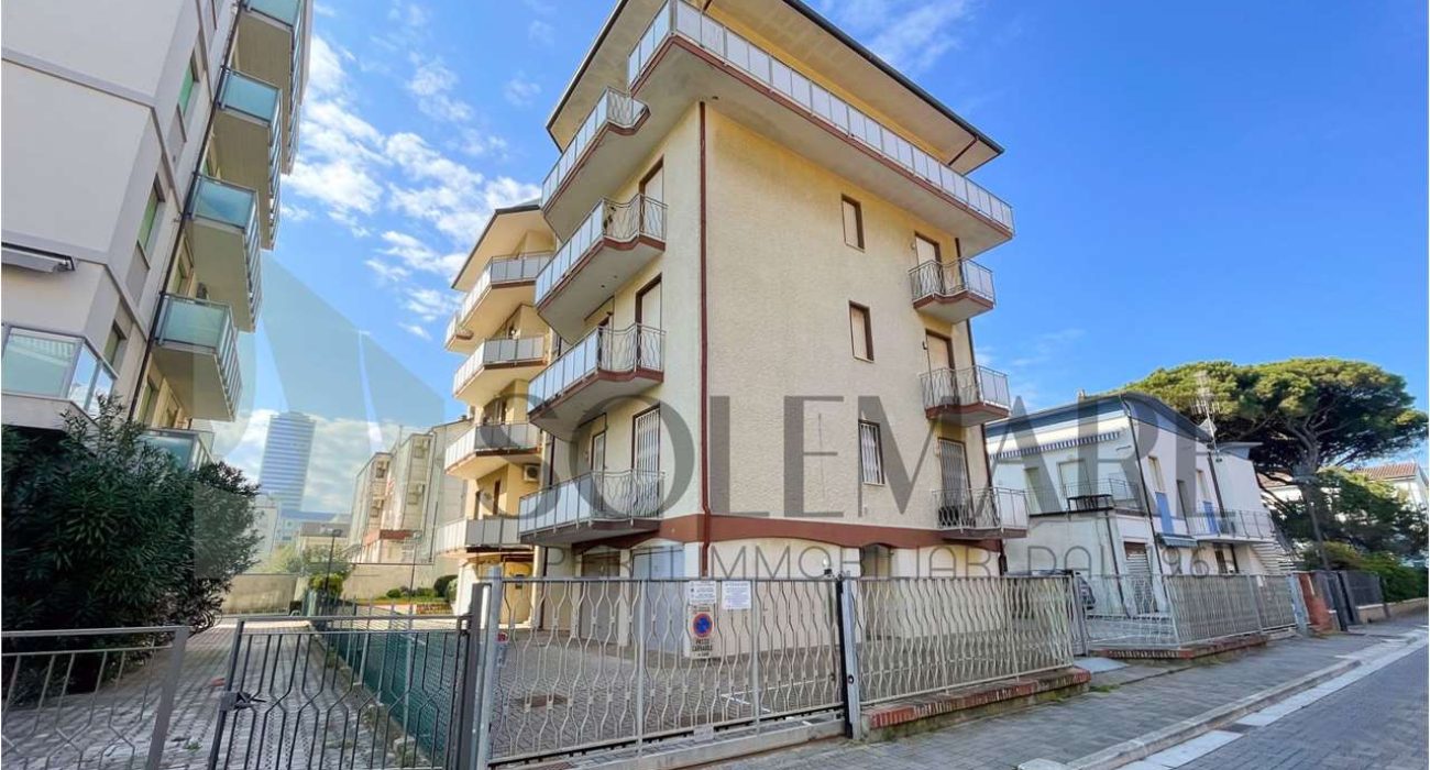 imm_8998-20240530175228-1280-